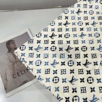 2025年6月10日入荷春夏新作Louis Vuitton半袖 Tファッション/誕生日プレゼント/贈り物 can工場