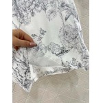 2025年6月10日入荷春夏新作Louis Vuitton半袖 Tファッション/誕生日プレゼント/贈り物 can工場