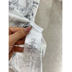 2025年6月10日入荷春夏新作Louis Vuitton半袖 Tファッション/誕生日プレゼント/贈り物 can工場