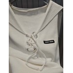 2025年6月10日入荷春夏新作Miumiuニット タンクトップ ファッション/誕生日プレゼント/贈り物 can工場