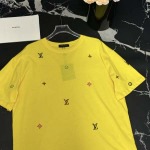 2025年6月10日入荷春夏新作Louis Vuitton半袖 Tファッション/誕生日プレゼント/贈り物 can工場