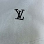 2025年6月10日入荷春夏新作Louis Vuitton半袖 Tファッション/誕生日プレゼント/贈り物 can工場