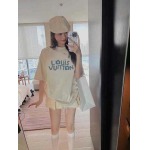 2025年6月10日入荷春夏新作Louis Vuitton半袖 Tシャツファッション/誕生日プレゼント/贈り物 can工場