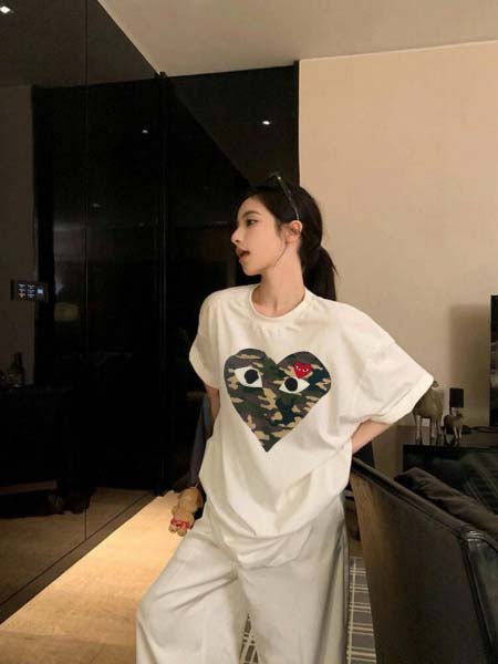 2025年6月10日入荷春夏新作PLAY半袖Tシャツファッシ...