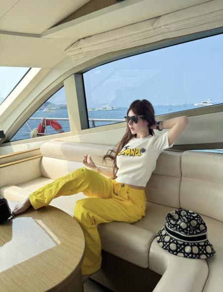 2025年6月12日入荷春夏新作Chanel半袖 Tファッシ...