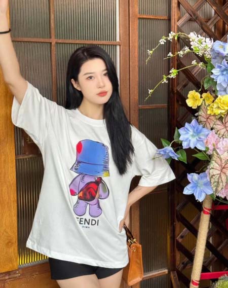 2025年6月20日入荷新作FENDI 半袖 Tシャツ★人気...