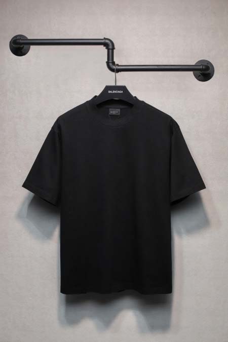 2025年6月26日入荷新作Balenciaga半袖 tシャ...