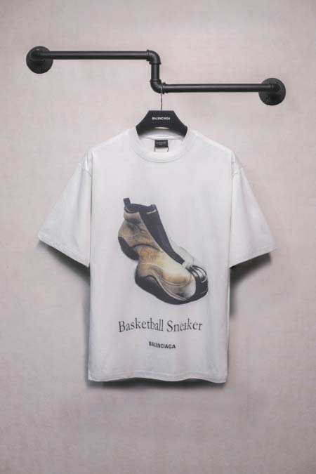 2025年6月26日入荷新作Balenciaga半袖 tシャ...