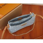 2025年6月26日入荷Louis Vuitton バッグLiv PochetteMonogram:M83532:24.5CMx13.5CMx6.5CM 高品質人気の新作/誕生日プレゼント/SQ工場