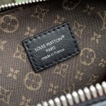 2025年6月26日入荷Louis Vuitton バッグ LV Biker 2025 Nicolas Ghesqire LV Circle 6.7 Sarah :M14514:30CMx12CMx12CM 高品質人気の新作/誕生日プレゼン