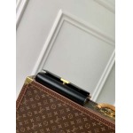 2025年6月26日入荷Louis Vuitton バッグ Wallet On Chain Capucines LV Monogram Monogram :M12143:23CMx12CMx4CM 高品質人気の新作/誕生日プレゼント/SQ工