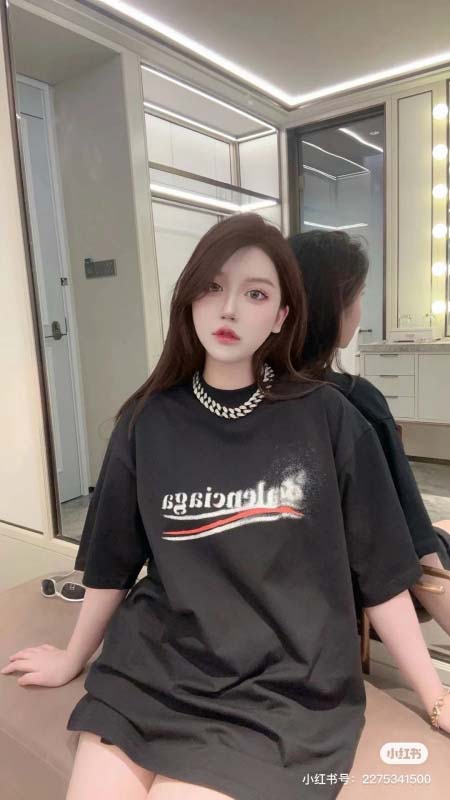 2025年7月31日入荷新作Balenciaga半袖 tシャツ高品質人気商品/DW工場