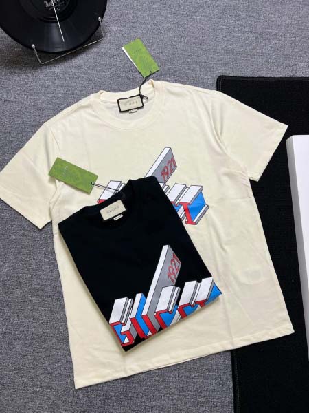2025年7月30日入荷新作GUCCI半袖 tシャツ高品質人...
