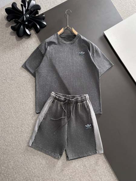 2025年7月31日入荷新作BALENCIAGA上下高品質人...