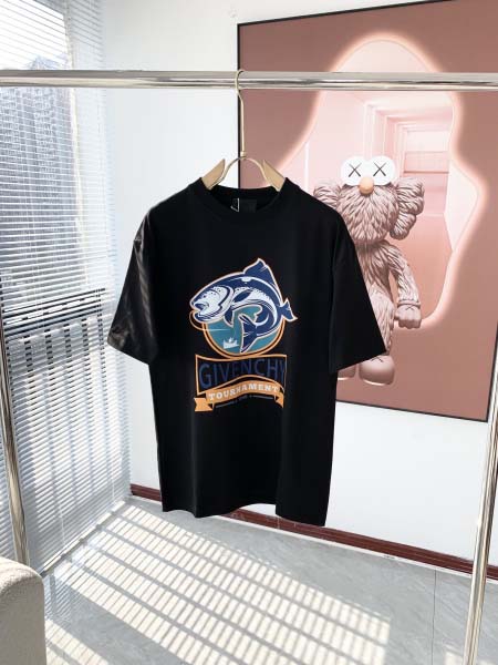 2025年8月6日入荷新作Givenchy半袖 tシャツ人気商品/DW工場