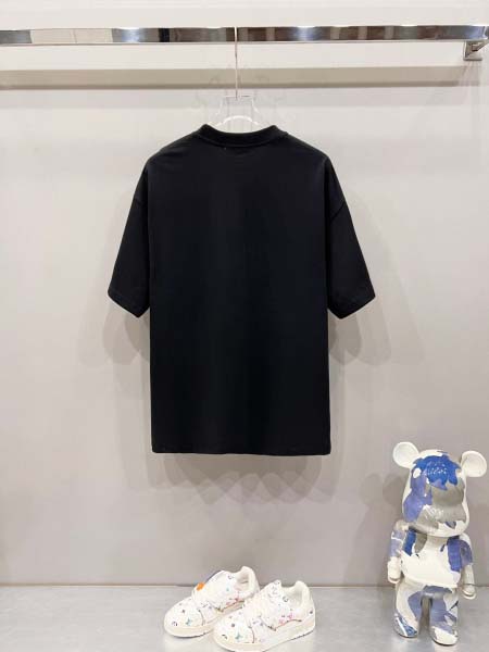2025年8月13日入荷新作Louis Vuitton半袖 tシャツ人気商品/DW工場
