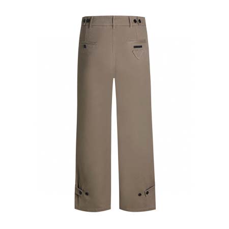 2025年8月15日入荷新作Pradaズボン人気商品/DW工場