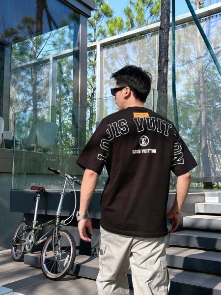 2025年8月20日入荷新作Louis Vuitton半袖 tシャツ 高级品超厳選★入手困難/誕生日プレゼント