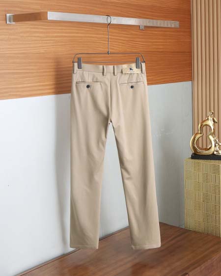 2025年8月21日入荷新作Burberryスラックス高品質人気商品/HC工場
