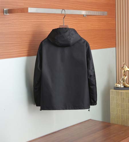 2025年8月21日入荷新作Pradaジャケット高品質人気商品/HC工場
