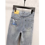 2025年8月8日入荷新作 LOUIS VUITTONジーパン高品質人気商品/DW工場30-36