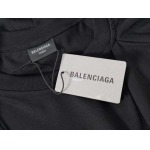 2025年8月12日入荷新作Balenciagaパーカー人気商品/DW工場