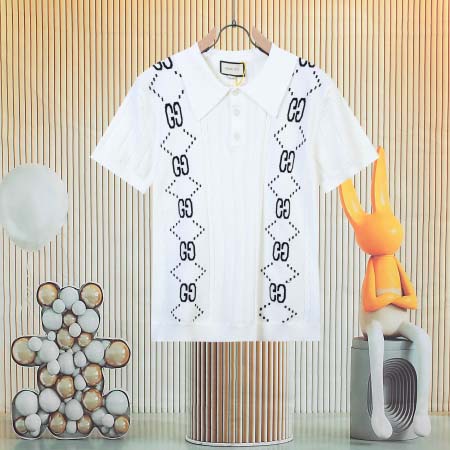 2025年8月13日入荷新作GUCCI半袖 tシャツ人気商品...