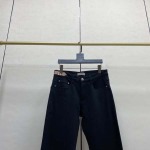 2025年8月15日入荷新作Burberryジーパン人気商品/DW工場