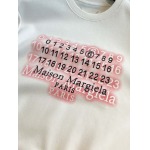 2025年8月20日入荷新作Maison Margielaスウェットシャツ 高级品超厳選★入手困難/誕生日プレゼント