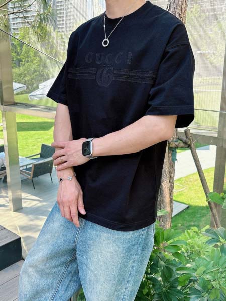 2025年8月20日入荷新作Prada半袖 tシャツ 高级品...