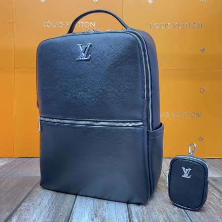 2025年9月5日入荷新作Louis Vuitton/人気/本革/バッグ 人気 おすすめ 父の日 誕生日/ギフト プレゼント 結婚式男友達の誕生日プレゼント