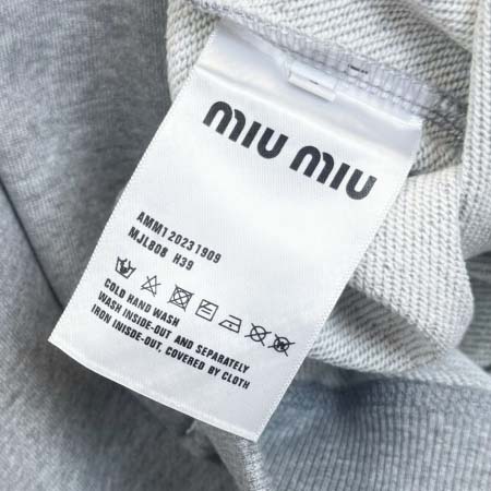 2025年9月15日入荷秋冬新作MIUMIUスウェット高品質人気商品/誕生日プレゼント/FF工場