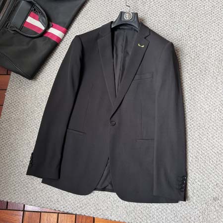 2025年9月24日入荷秋冬新作Fendiスーツのセット上下高級品/Su工場