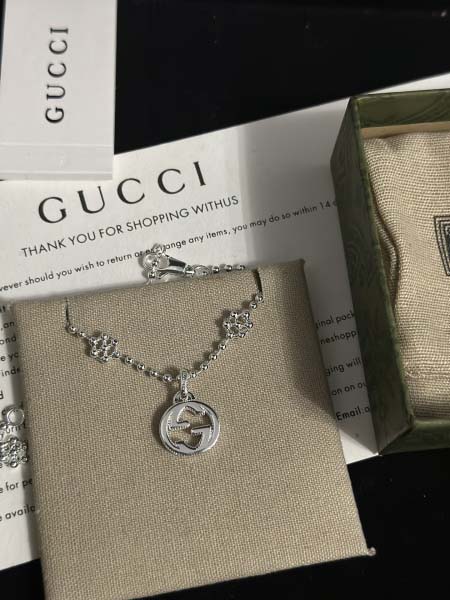 2025年9月25日入荷新品Gucciネックレスギフト/誕生日/記念品/アクセサリーxin工場