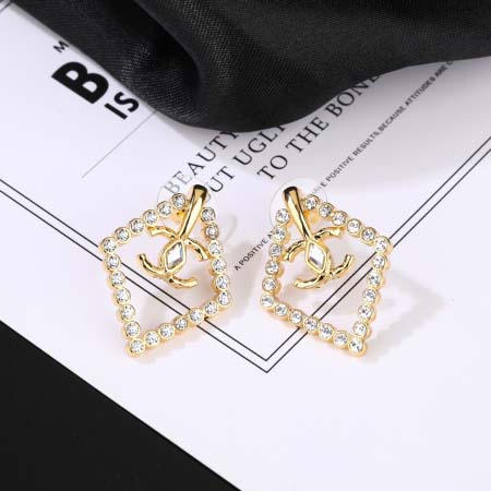 2025年9月25日入荷新品CHANELピアスギフト/誕生日/記念品/アクセサリーxin工場