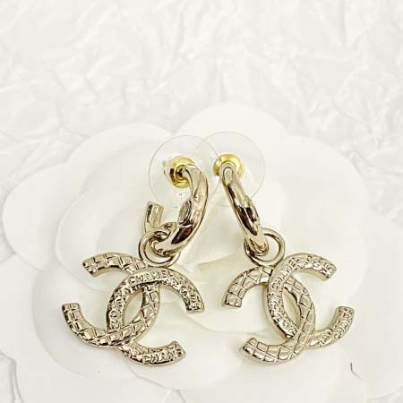 2025年9月25日入荷新品chanelピアスギフト/誕生日/記念品/アクセサリーxin工場
