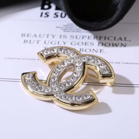 2025年9月26日入荷新品Chanelブローチギフト/誕生日/記念品/アクセサリーxin工場