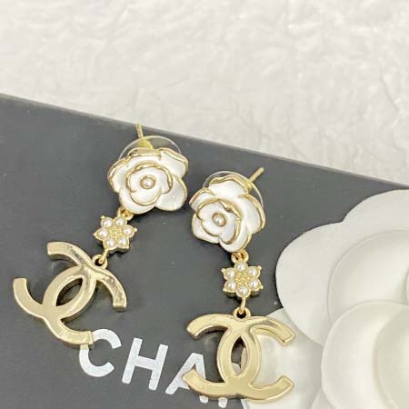 2025年9月26日入荷新品chanelピアスギフト/誕生日/記念品/アクセサリーxin工場