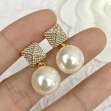 2025年9月26日入荷新品VALENTINOピアスギフト/誕生日/記念品/アクセサリーxin工場