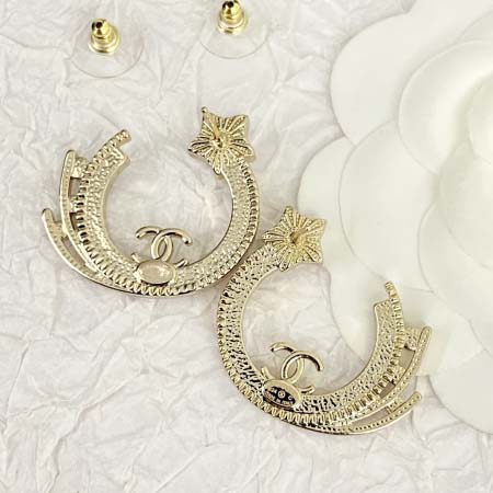 2025年9月26日入荷新品chanelピアスギフト/誕生日/記念品/アクセサリーxin工場
