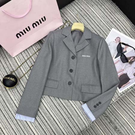 2025年9月27日入荷秋冬新作 miumiu背広ファッション/誕生日プレゼント/贈り物 can工場