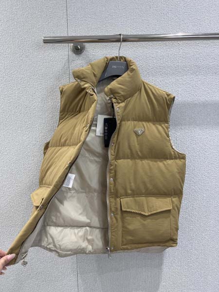 2025年9月29日入荷秋冬新作Pradaレディース服原版復刻高級N品人気/KL工場