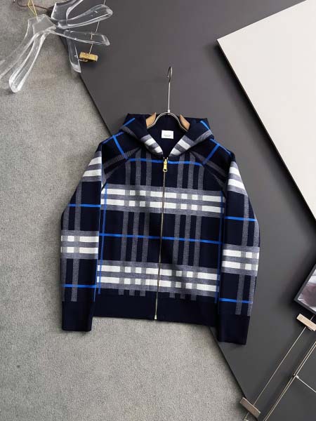 2025年9月2日入荷 新作Burberryウールのカーディ...