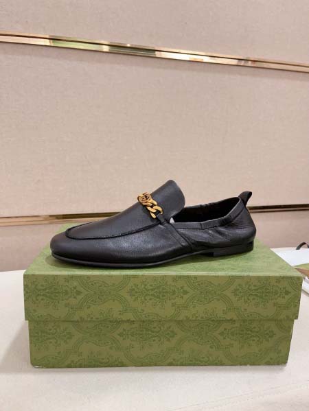 2025年9月19日入荷新品Gucciカジュアルシューズ/ス...