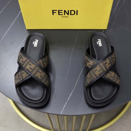 2025年9月20日入荷新品FENDIカジュアルシューズ/ス...