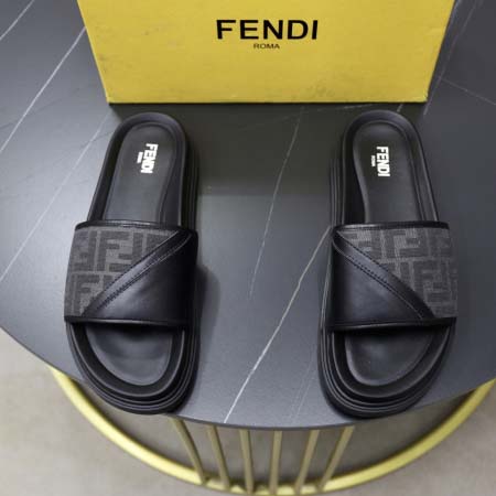 2025年9月20日入荷新品FENDIカジュアルシューズ/ス...