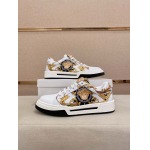 2025年9月23日入荷新品Versace  カジュアルシューズ/スニーカー｜メンズ靴人気本革製ギフト/誕生日/TL工場