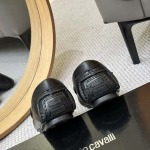 2025年9月23日入荷新品roberto cavalliカジュアルシューズ/スニーカー｜メンズ靴人気本革製ギフト/誕生日/TL工場