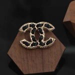 2025年9月25日入荷新品Chanelブローチギフト/誕生日/記念品/アクセサリーxin工場