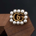 2025年9月25日入荷新品Gucciブローチギフト/誕生日/記念品/アクセサリーxin工場
